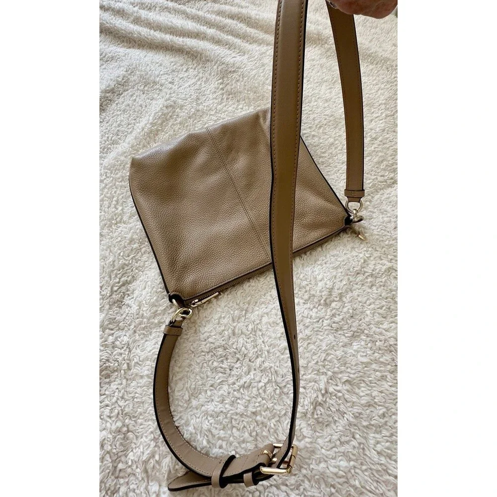 Coach Mae Beige Pebble Leather File Crossbody Shoulder Bag Med 34823 - New $328